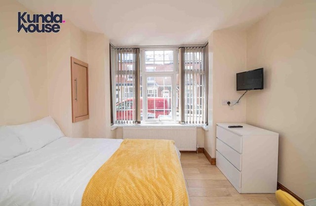 Kunda House Dawlish