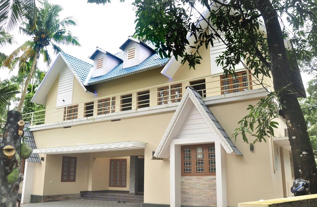 Kuttenchira villa near Cochin airport