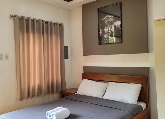 La Belle Staycation