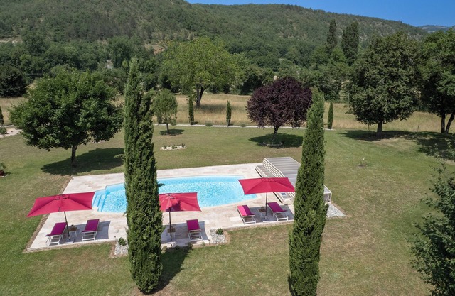 La Bergerie de Laura, stone house with private swimming pool classified 4*