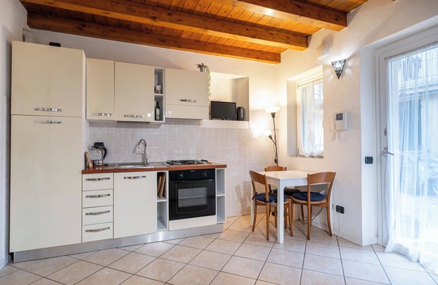 La casa di Giò - One Bedroom Apartment, Sleeps 4
