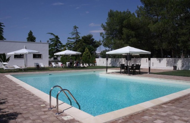 La Ferula Bed&Pool