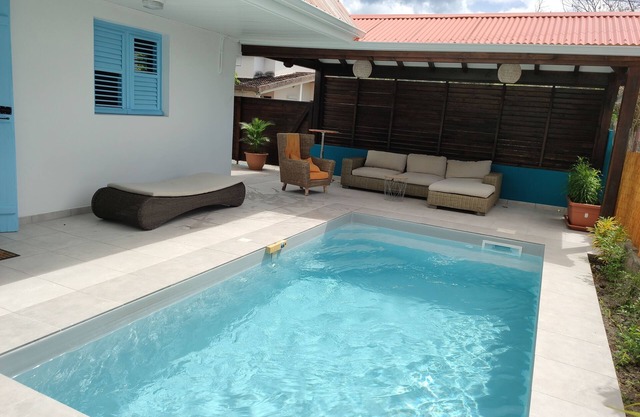 La Maison Bleue with private pool at Carbet in Martinique