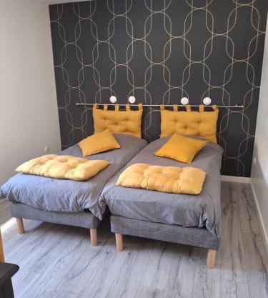 La maison d'à côté Chambre 1