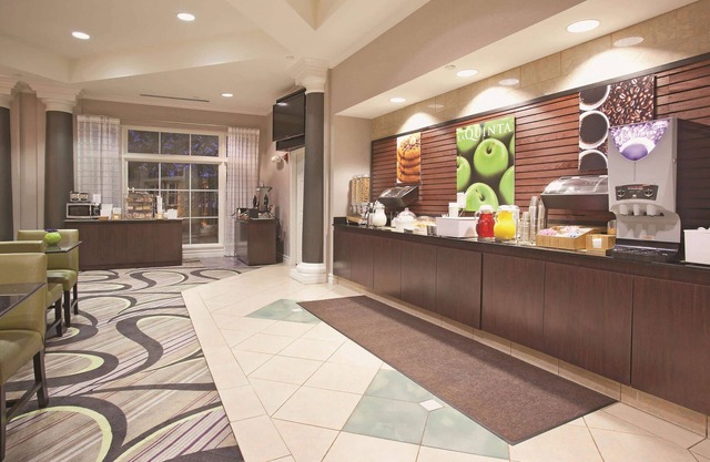 La Quinta Inn & Suites by Wyndham Pueblo