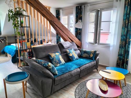 La Roseraie, loft 3 étoiles, calme et ensoleillé au pied des Pyrénées