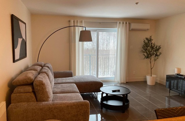 La Suite | Condo Summ
