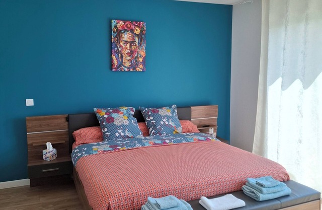 La suite de la route des vins, a chic and cosy haven of peace, with terrace.
