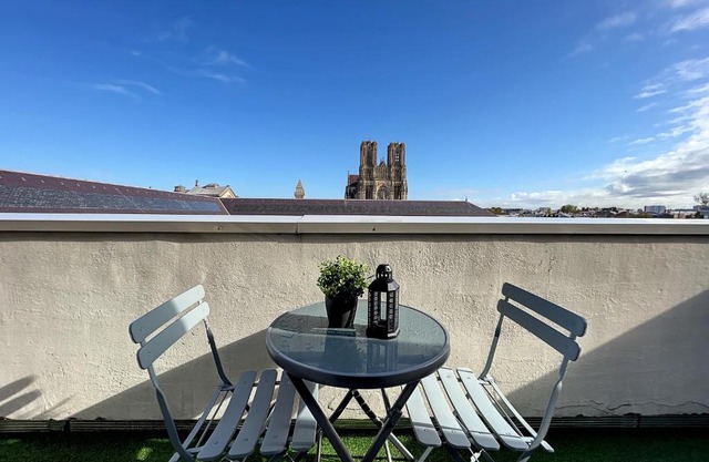 La Terrasse Jadart Vue Cathédrale Reims