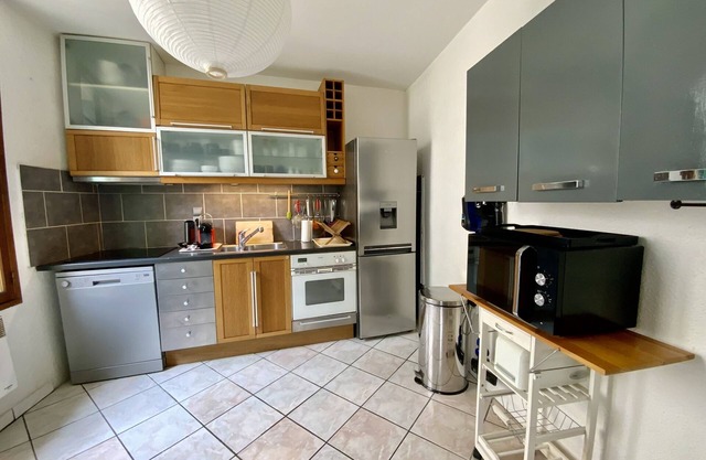 La villageoise - Heart of town and 3 bedrooms!