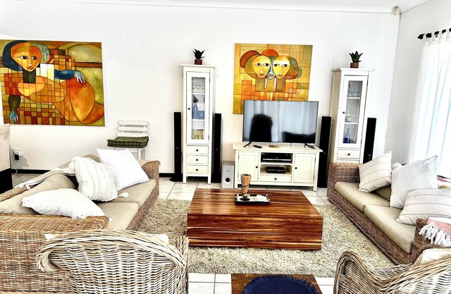 LaBerta, Spacious 3 bedroom apartment in the Centre of Swakopmund