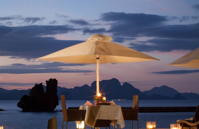 Lagen Island Resort