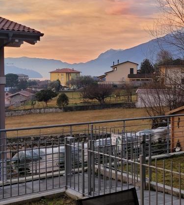 Lago-apartment Midy, sfeervol, zwembad, airco
