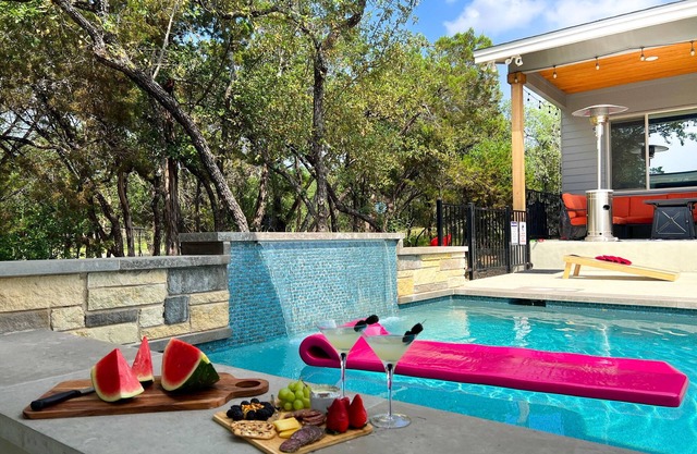 Lago Vista Free Heated Pool Oasis-FirePit, Fishing
