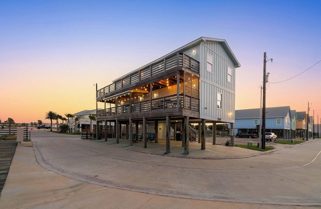 Laguna Sunrise | Water Views, Private Pool + Minutes to Padre Island & Beaches