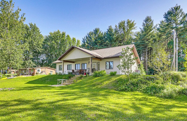 Lake Champlain Retreat w/Grill, Fire Pit!
