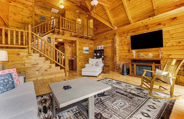 Lake Hartwell Home w/Game Room: 21 Mi to Clemson!