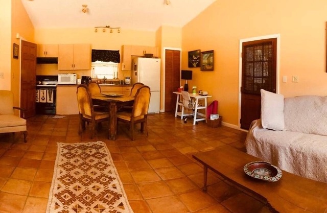Lake of the Hills Cottage - Sleeps 4