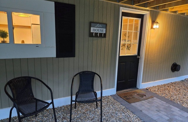 Lake Ossipee Beach access a short walk down dirt road. Newly renovated!