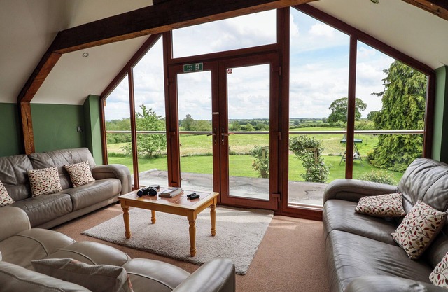 Lake View Cottage