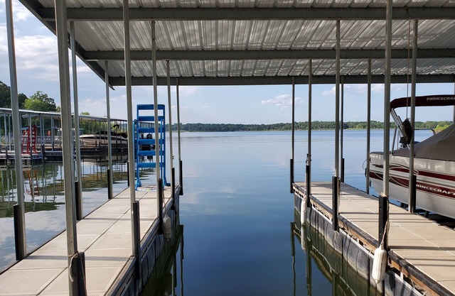 Lake Woods Retreat with 28' dock slip located on Pomme de Terre Lake!