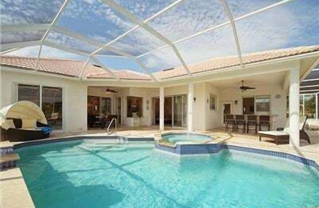 Lakefront, Sun all day! - Villa Youppie - Sarasota- Roelens Vacations