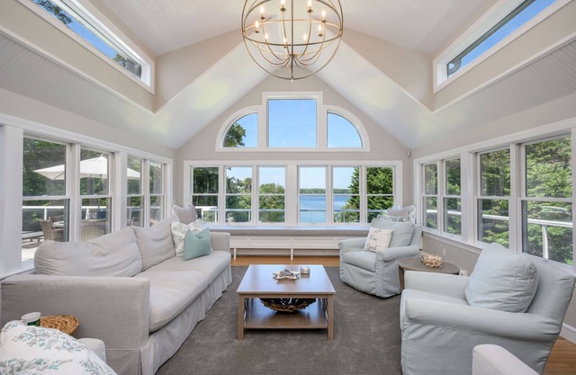 Lakefront with Double Decks Overlooking Water, Dog Ok, Game Room, AC, Dock, Free Wifi