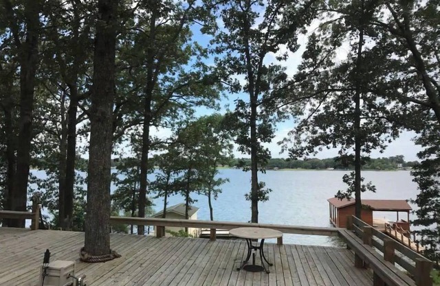 Lakehouse Getaway!