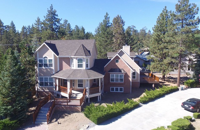 Lakeview Court Castle