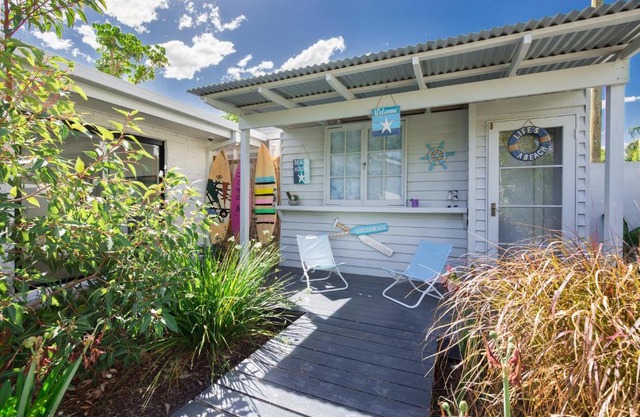 Lamour Holiday Beach House