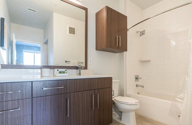 Landing at Elevate at Pena Station - 2 Bedrooms in Denver International Airport