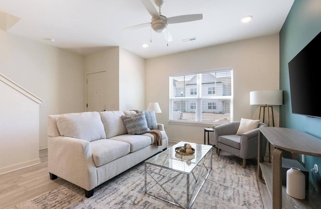 Landing at Encore at Westgate - 2 Bedrooms in W.