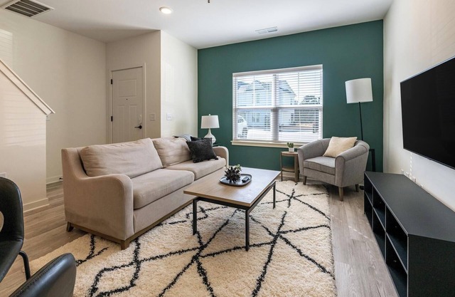 Landing at Encore at Westgate - 2 Bedrooms in W.