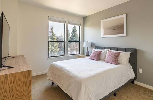 Landing at Gunbarrel Center - 1 Bedroom in Gunbarrel