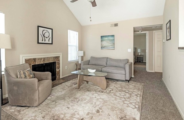 Landing at The Grove at Germantown - 1 Bedroom .