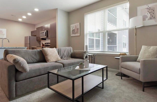 Landing | Incredible 1BD, Pool, Gym