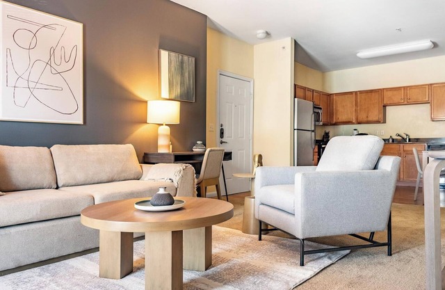 Landing | Stylish 2BD, Gym, Courtyard
