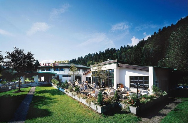 Landzeit Restaurant Angath