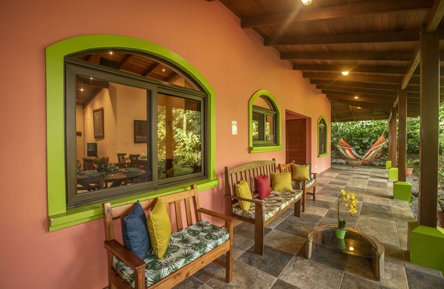 LARGE 3 BEDROOM HOME ON NATURE RESERVE - HANA'S CELESTE RETREAT AT BEPURAVIDA