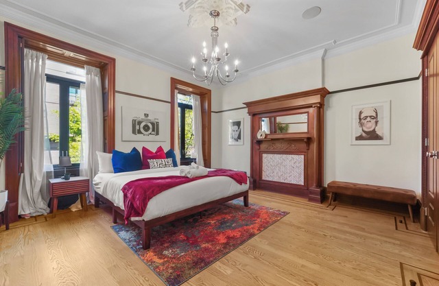 Large 5br 3.5ba, Chef's Kitchen, Backyard
