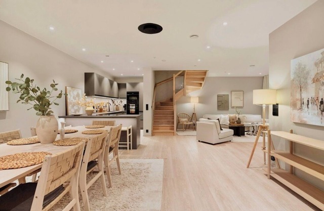 Large and Luxurious house in the heart of Bergen with parking!