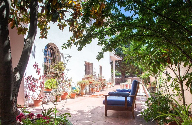 Large holiday villa with 5 bedrooms, 2 bathrooms, near the beach San Foca m130