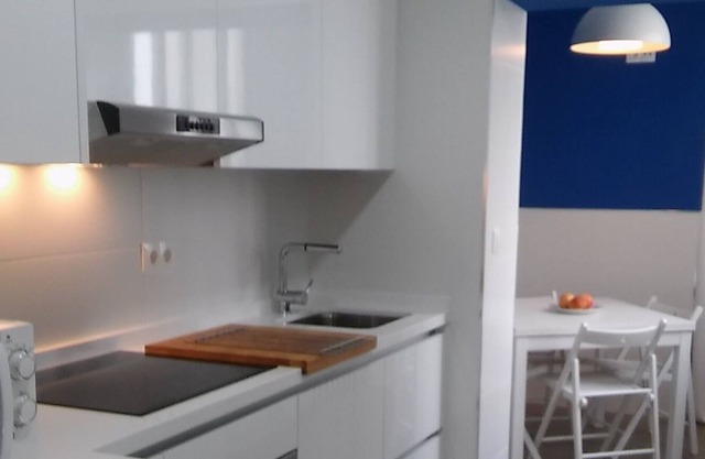Large, modern, group friendly apartment in the heart of Granada