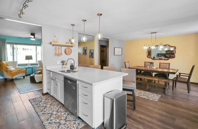 Large Ranch; 4 Bed; 2.5 Bath; Patio