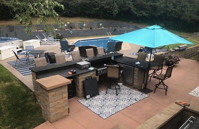 Large Recreational Retreat