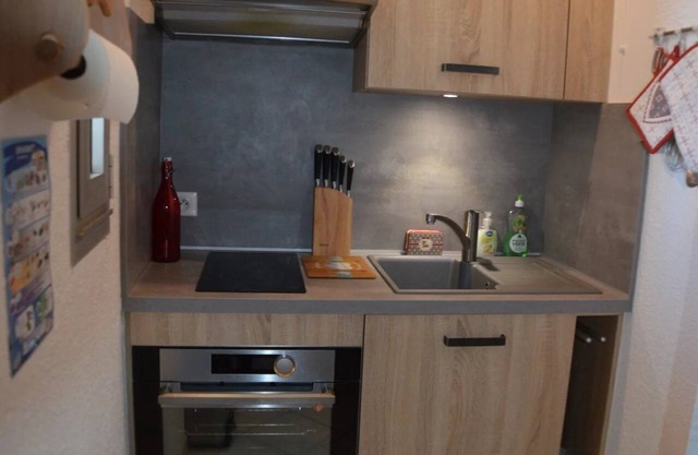 Large studio in the center of Les Rousses resort, private garage, elevator.