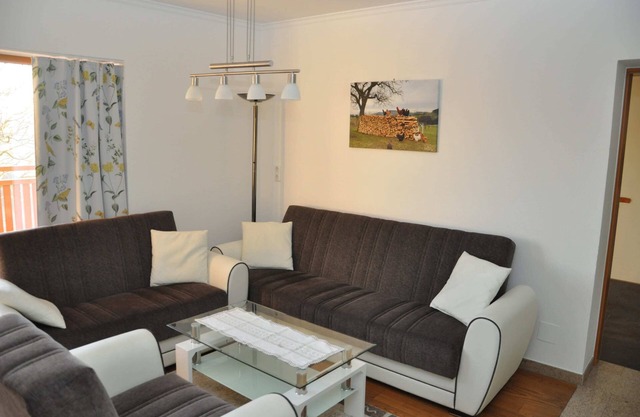 Large vacation apartment (150sqm) with balcony for up to 6 people