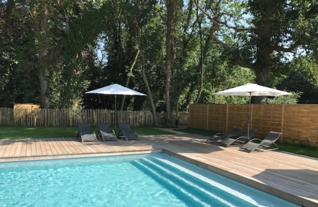 Large villa with sea view & preserved peninsula - Pisicne