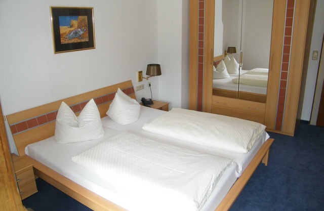 Larger standard double room - Waldhotel Dornröschenshöh