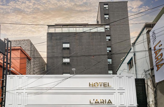 Laria Hotel